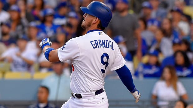 yasmani-grandal-dodgers-power-rankings.jpg
